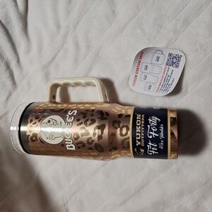 NWT Buckeyes Brand New 40oz Yukon Tumbler With Straw